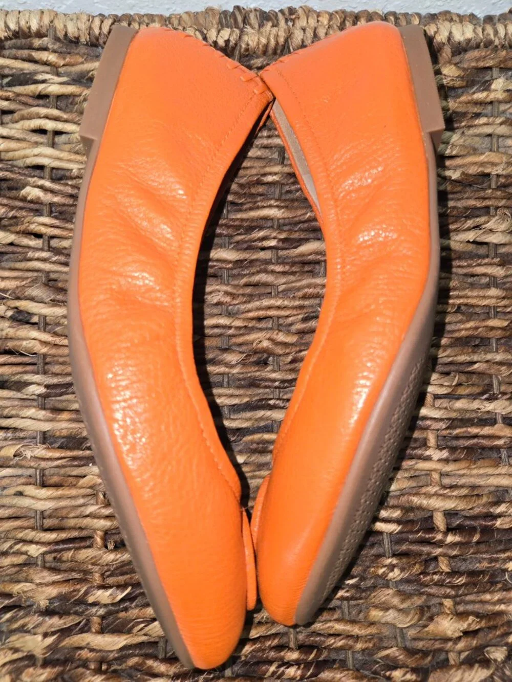 Tory Burch Orange Leather Logo Ballet Flats Gold Double T Size 8 NWOT